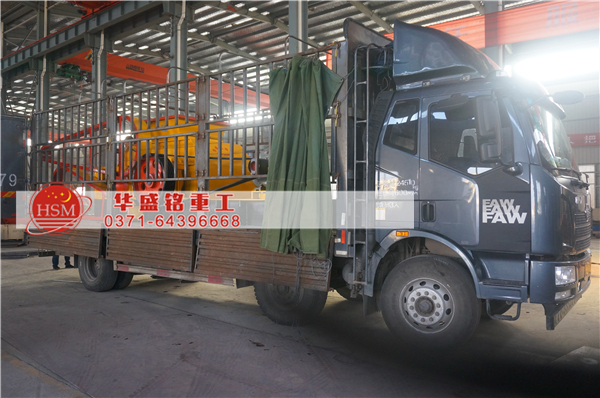 對(duì)輥破碎機(jī)圖片