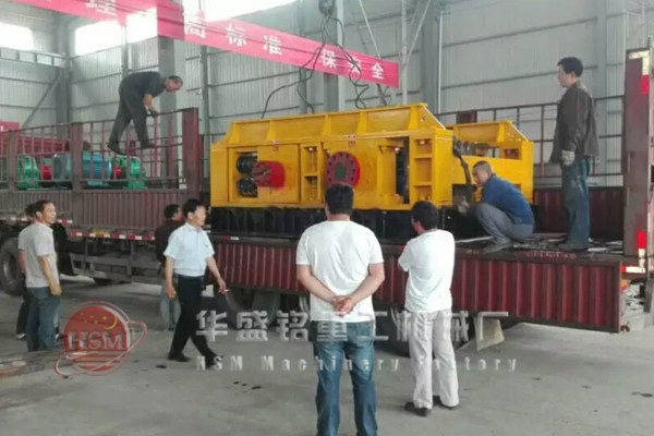 對輥破碎機(jī)零部件質(zhì)量好壞的辨別方法